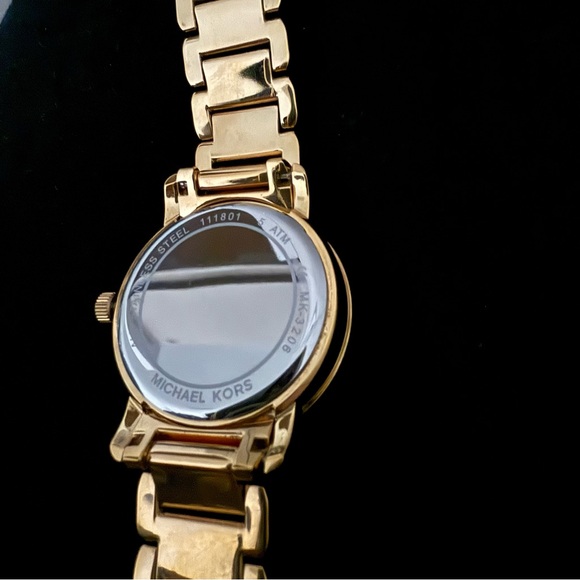 Michael kors gold watch - Picture 4 of 4